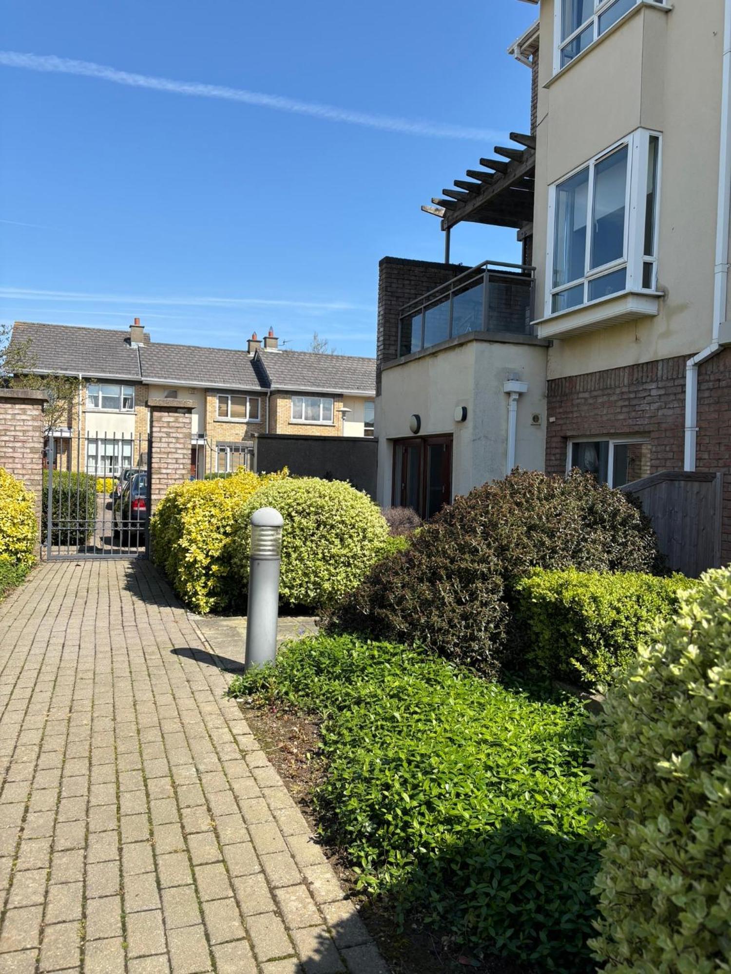 Cosy 2-bedroom Near Airport