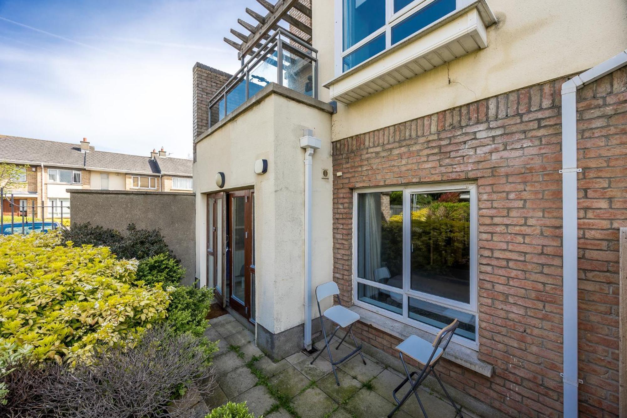Cosy 2-bedroom Near Airport Apartment Dublin