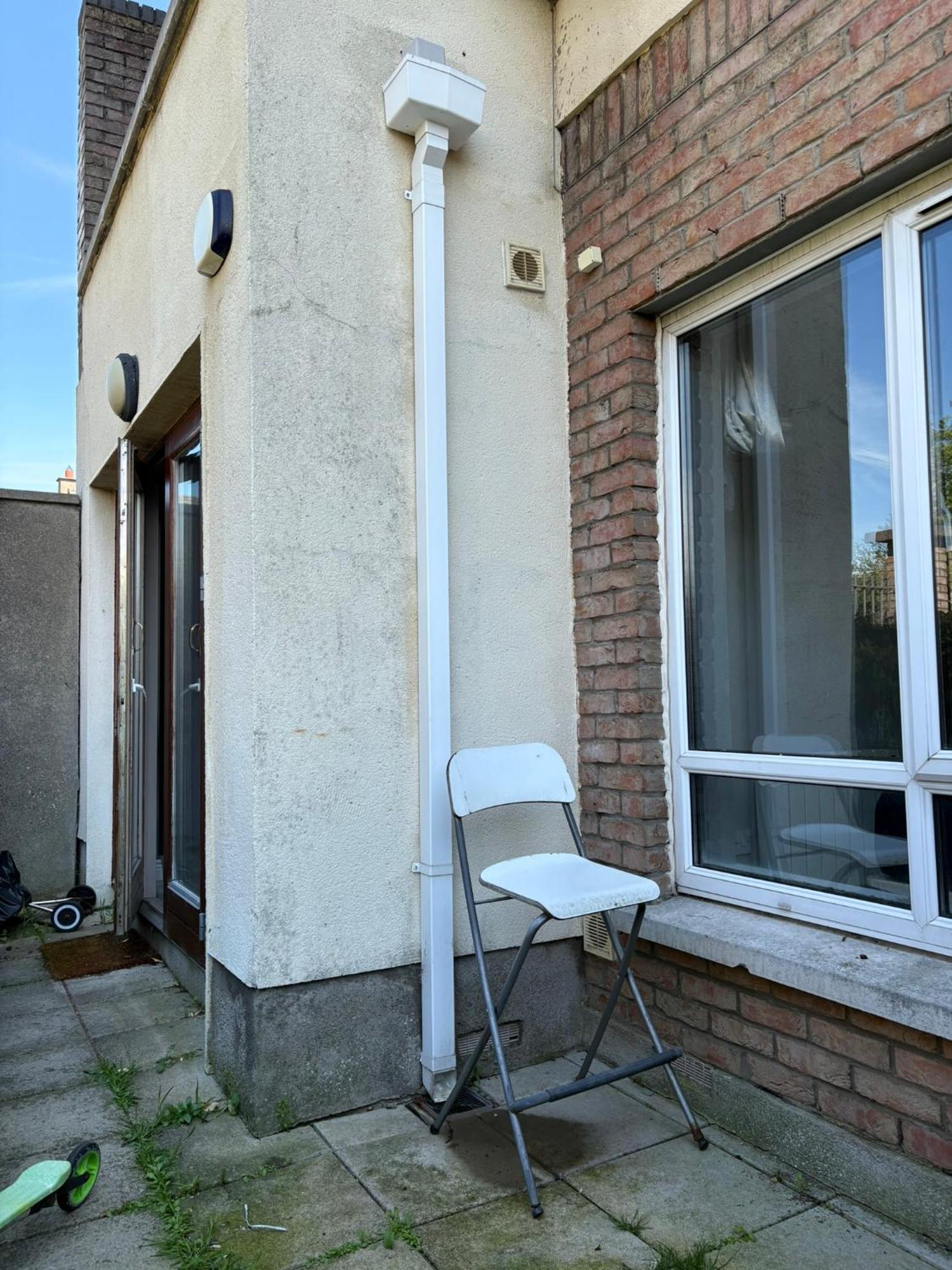 Cosy 2-bedroom Near Airport